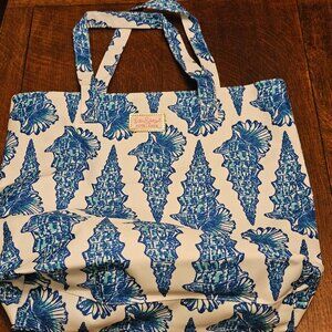 Lilly Pulitzer + Estee Lauder Beachy Double Handled Sea Shell Tote Bag. 16" x 13